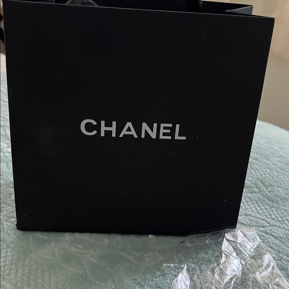 CHANEL Black Velvet Scrunchie with Crystal CC Emblem - Picture 6 of 6